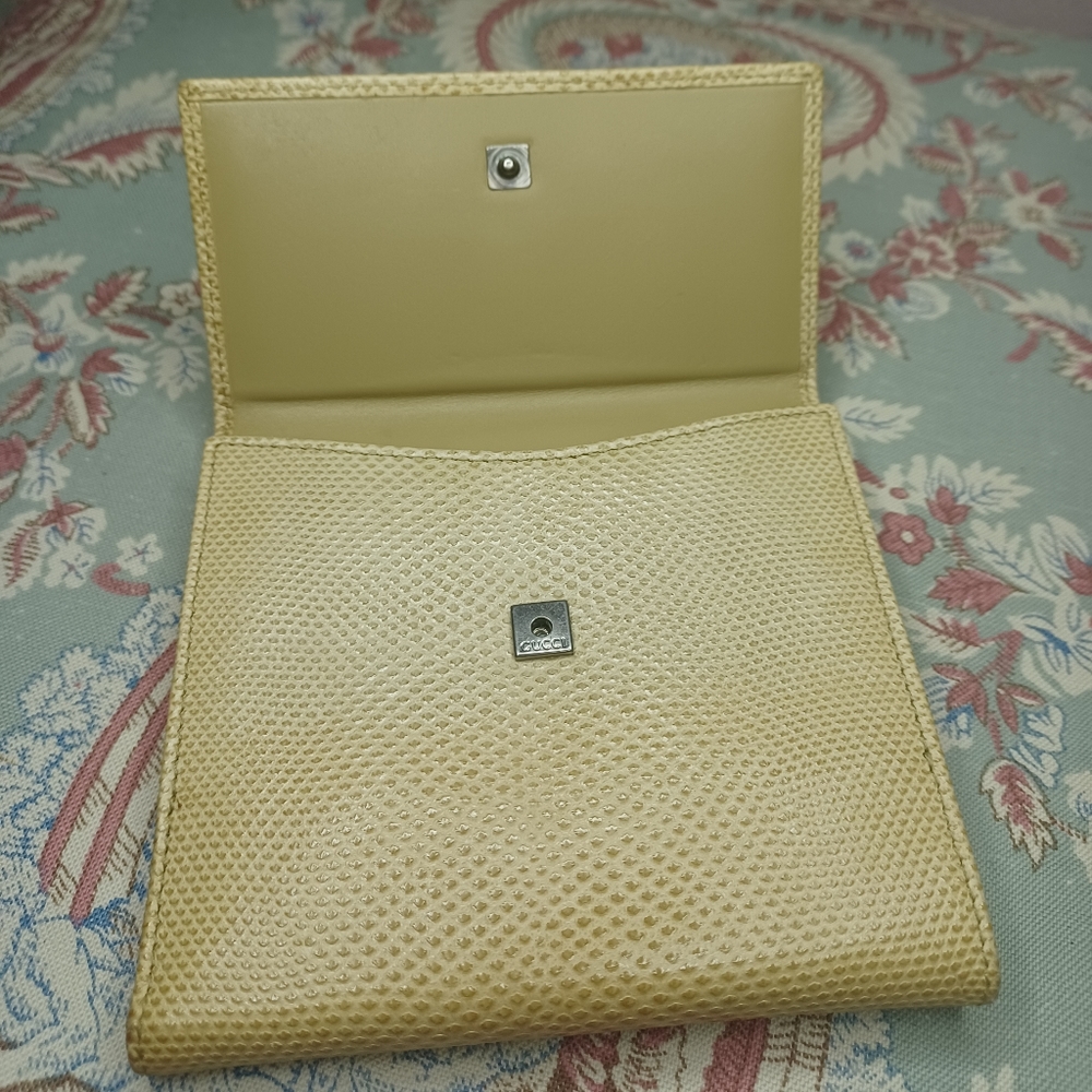 Gucci Bifold GG Marmont Wallet - Picture 6 of 12